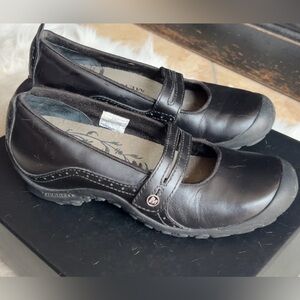 Merrell | Women's Black Leather Mary Jane Shoes Size 7